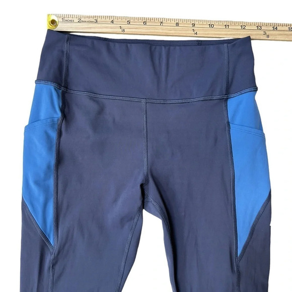 Peloton | Essential Tulip Hem Leggings, Size Medium - Picture 5 of 7